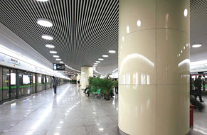 樂鍶建材鋁方通地鐵應(yīng)用